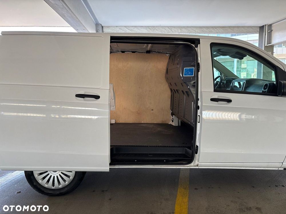 Mercedes-Benz Vito - 22