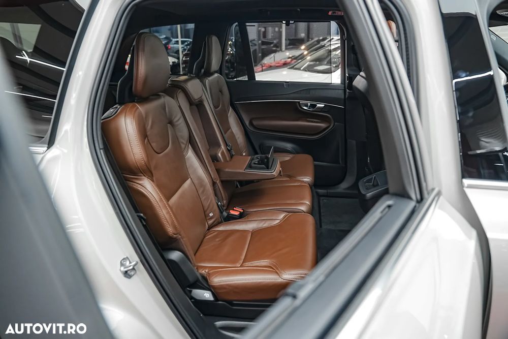 Volvo XC 90 B5 D AWD Geartronic Inscription - 12