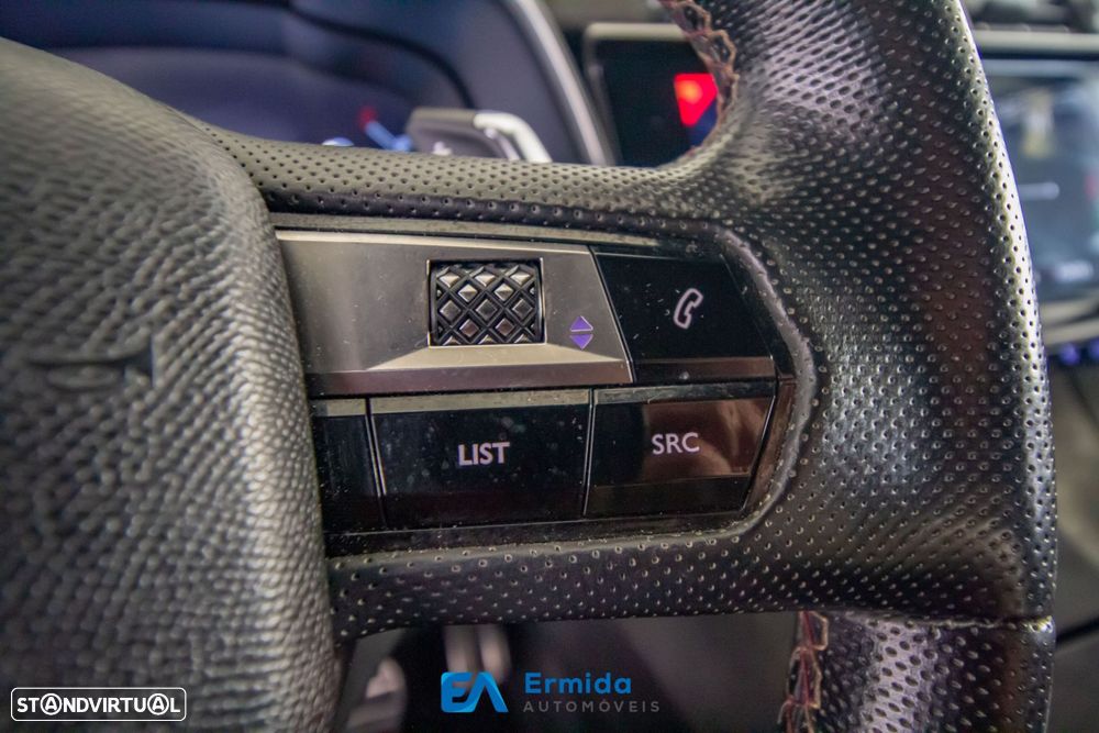 DS DS7 Crossback - 49