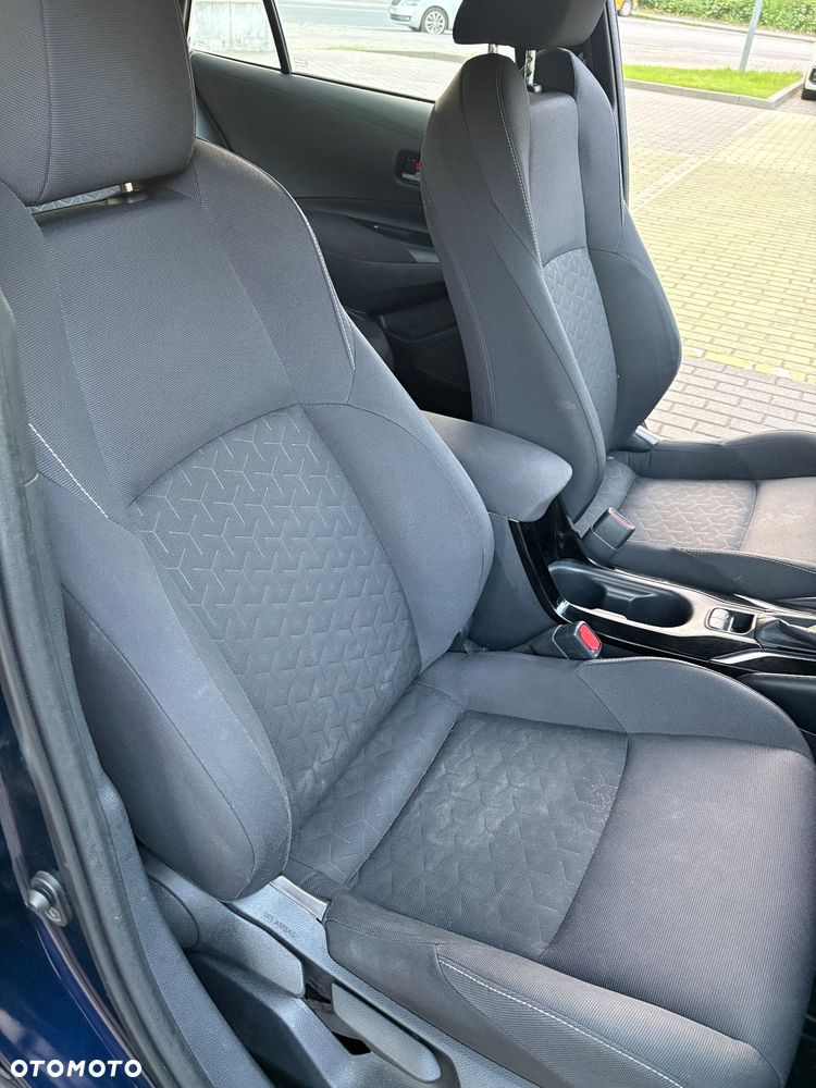 Toyota Corolla 2.0 Hybrid Comfort - 16
