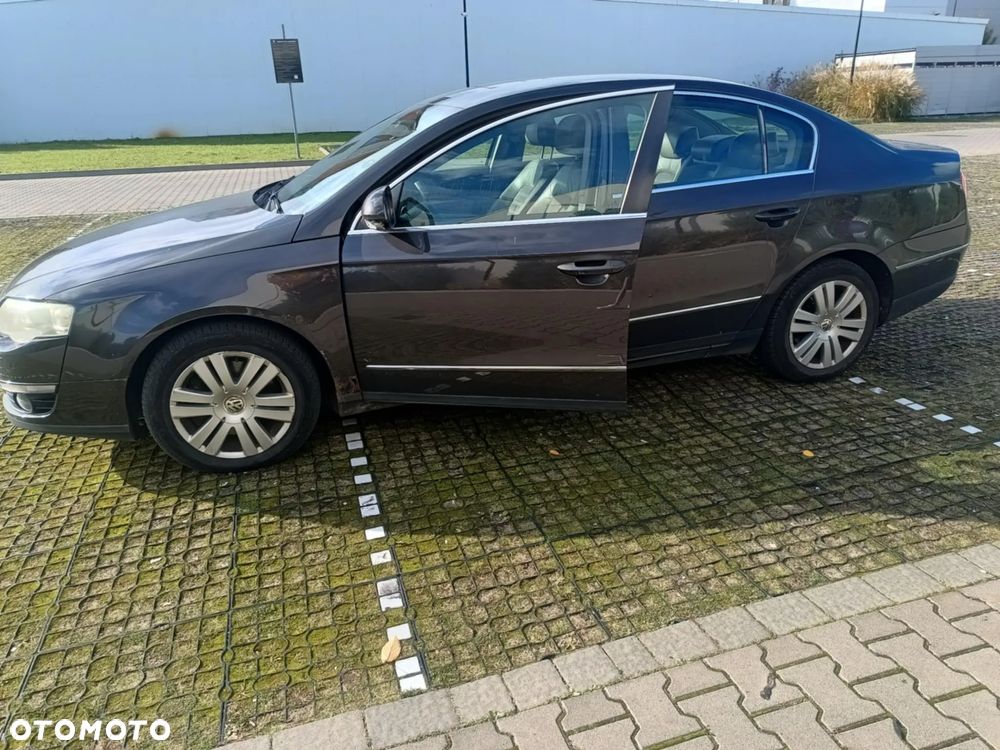 Volkswagen Passat 1.8 TSI Comfortline - 3