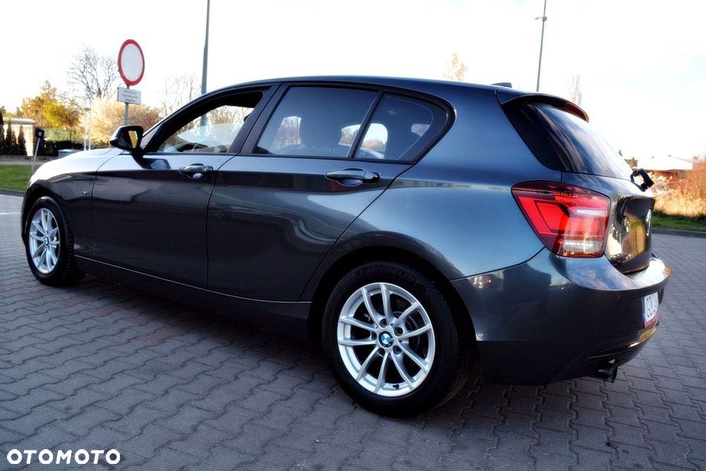 BMW Seria 1 118i Sport Line - 19
