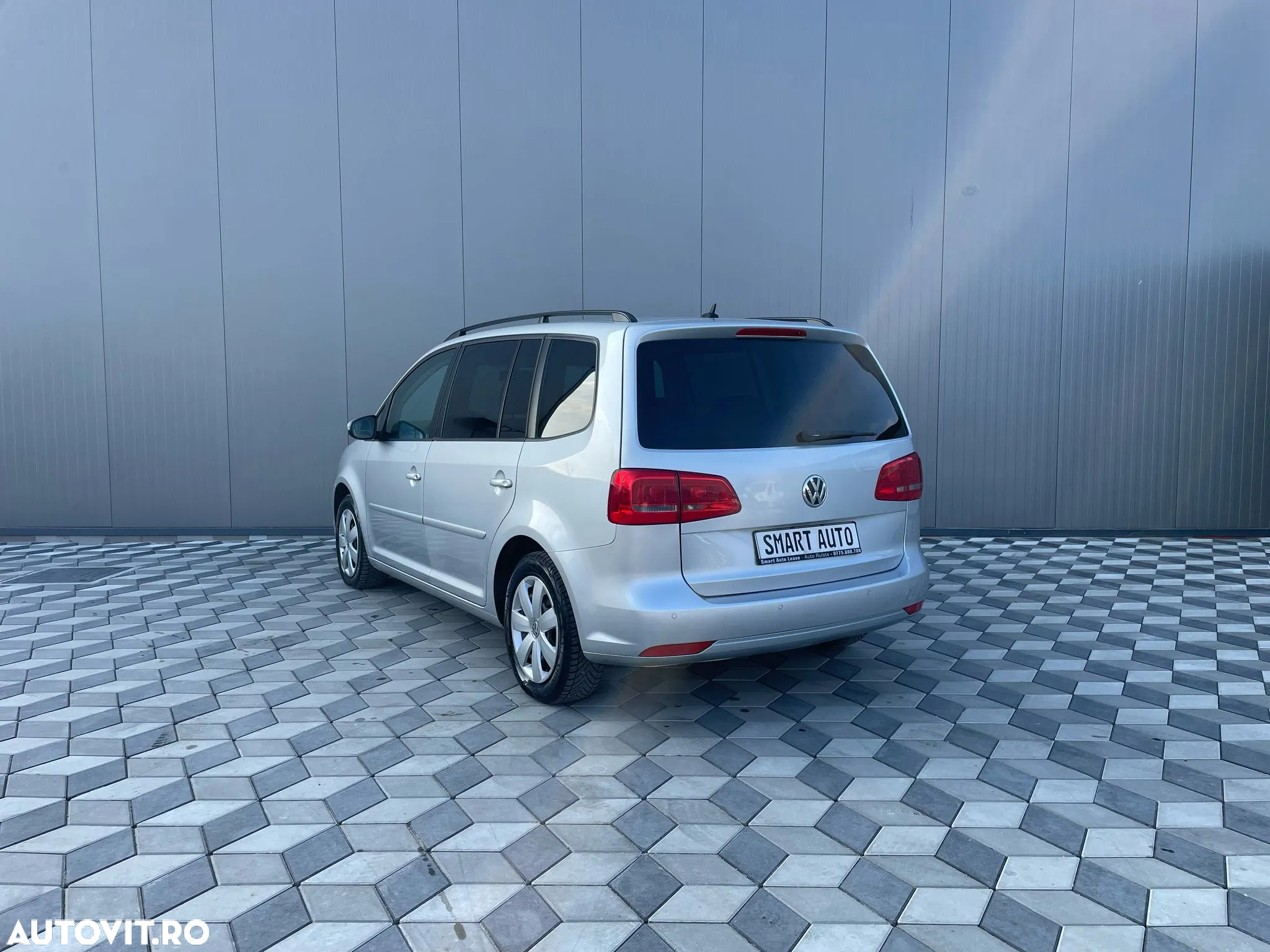 Volkswagen Touran 1.6 TDI BlueMotion Technology Comfortline - 5