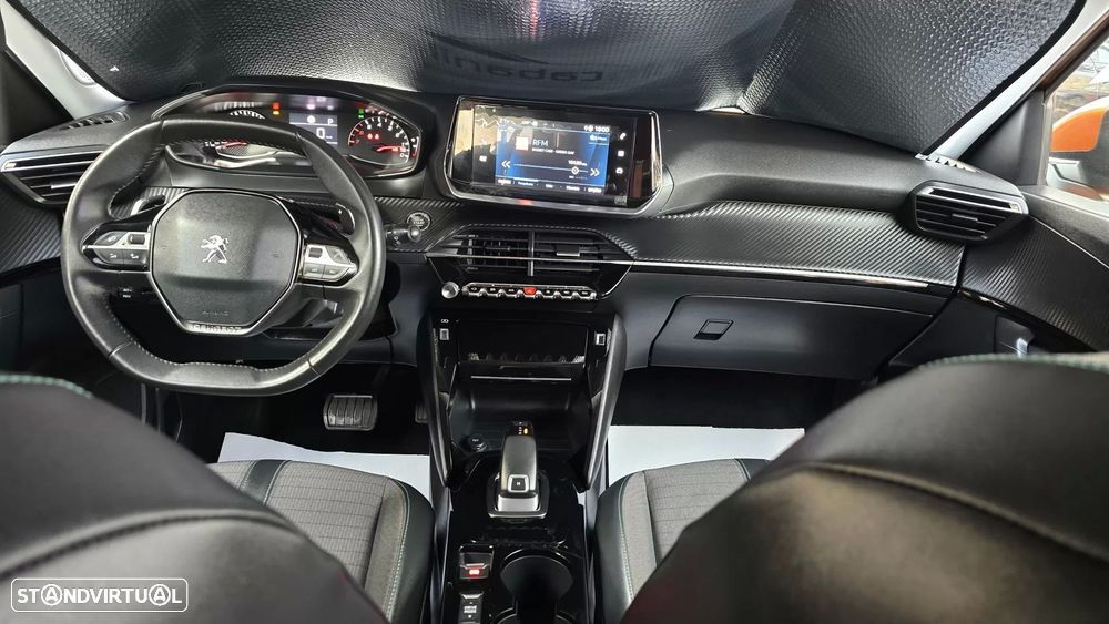 Peugeot 2008 1.2 PureTech Allure Pack EAT8 - 18