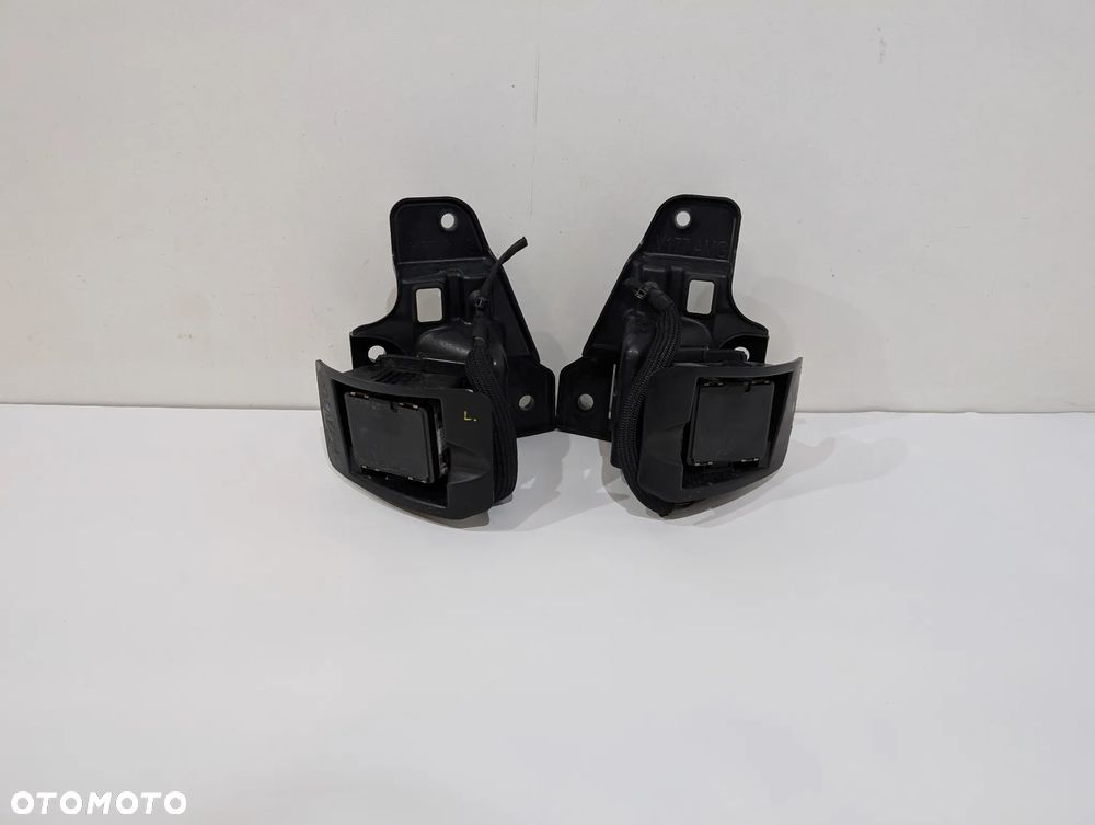MERCEDES W205 GLE RADAR SENSOR DISTRONIC A0009055211 - 1