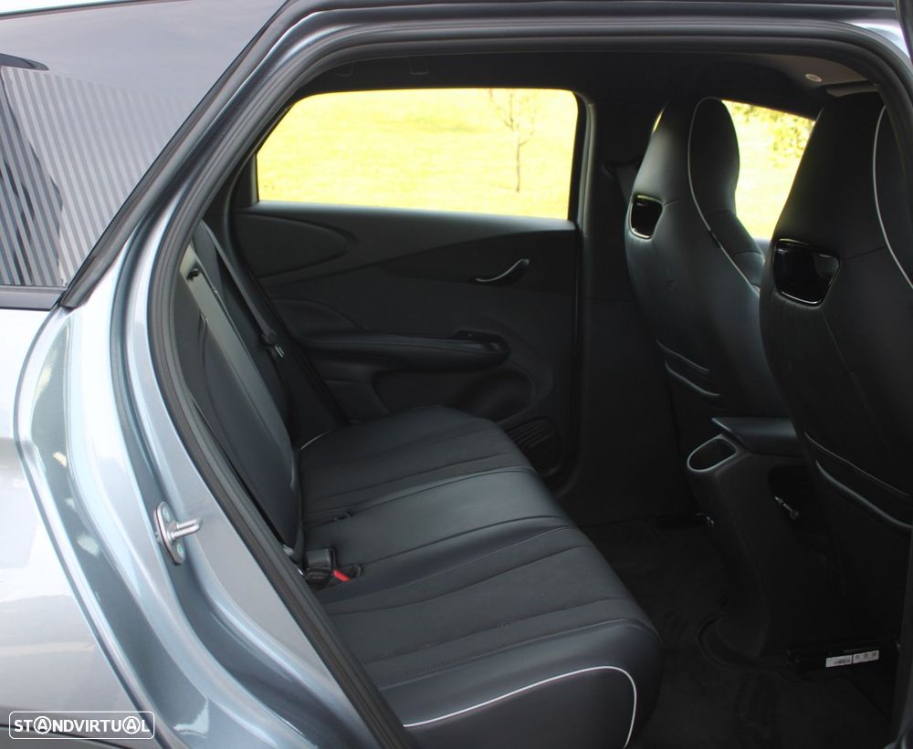 BYD Dolphin 60.4 kWh Comfort - 42