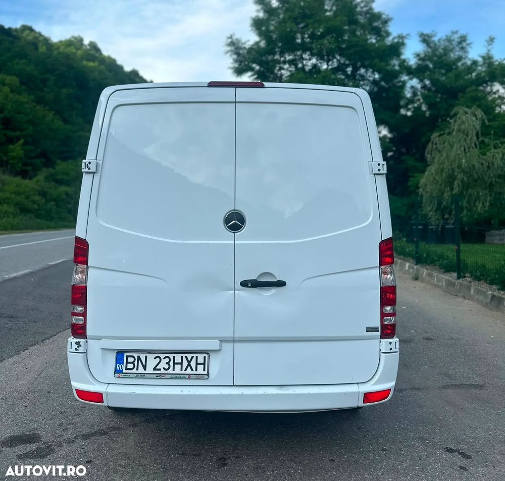 Mercedes-Benz Sprinter - 10