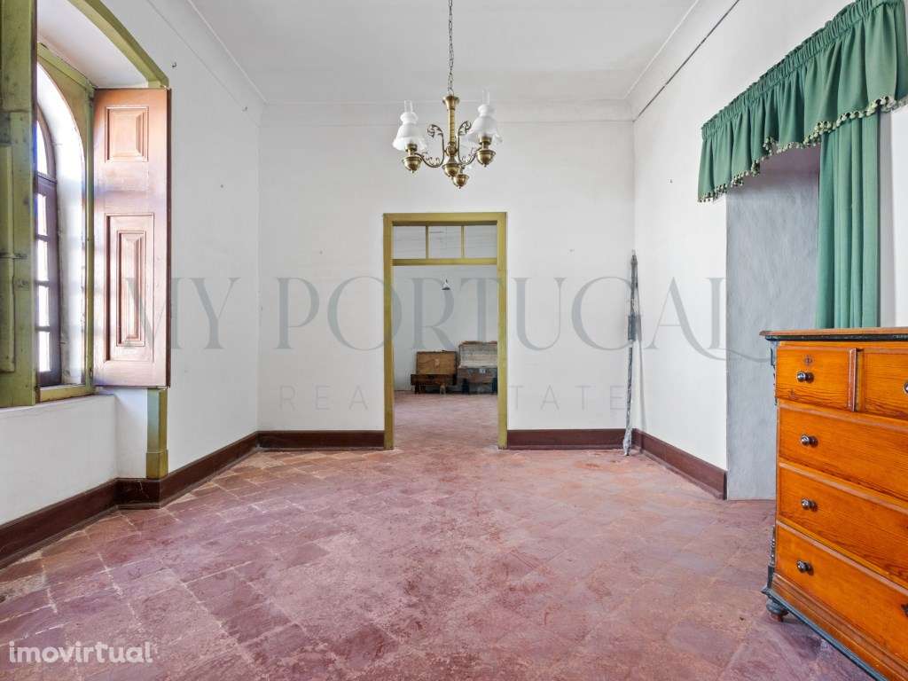 Solar Histórico de 1936 com Grande Quinta no Centro da Vila Oportun... - Grande imagem: 5/25