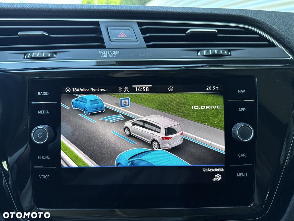 Volkswagen Touran 2.0 TDI BMT Comfortline DSG - 27