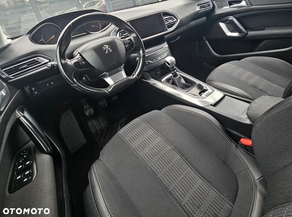 Peugeot 308 - 27