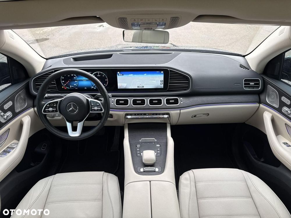 Mercedes-Benz GLE - 19