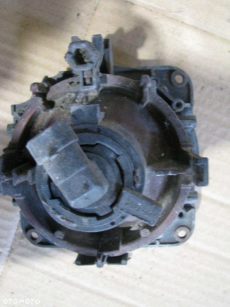 HALOGEN ZDERZAKA LEWY MAZDA TRIBUTE - 3