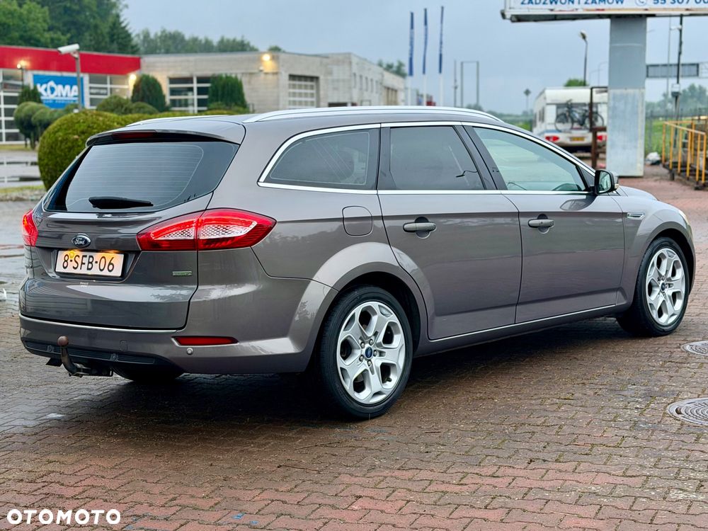 Ford Mondeo 1.6 T Platinium X Plus (Titanium) - 8