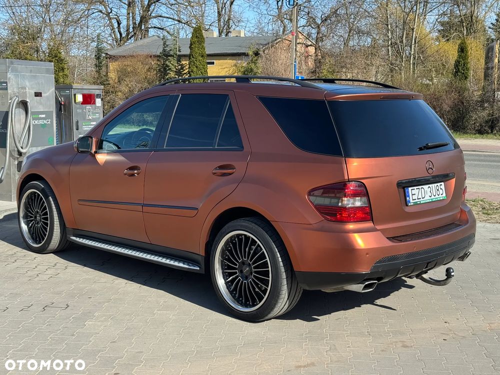 Mercedes-Benz ML 420 CDI 4Matic 7G-TRONIC DPF Edition 10 - 14