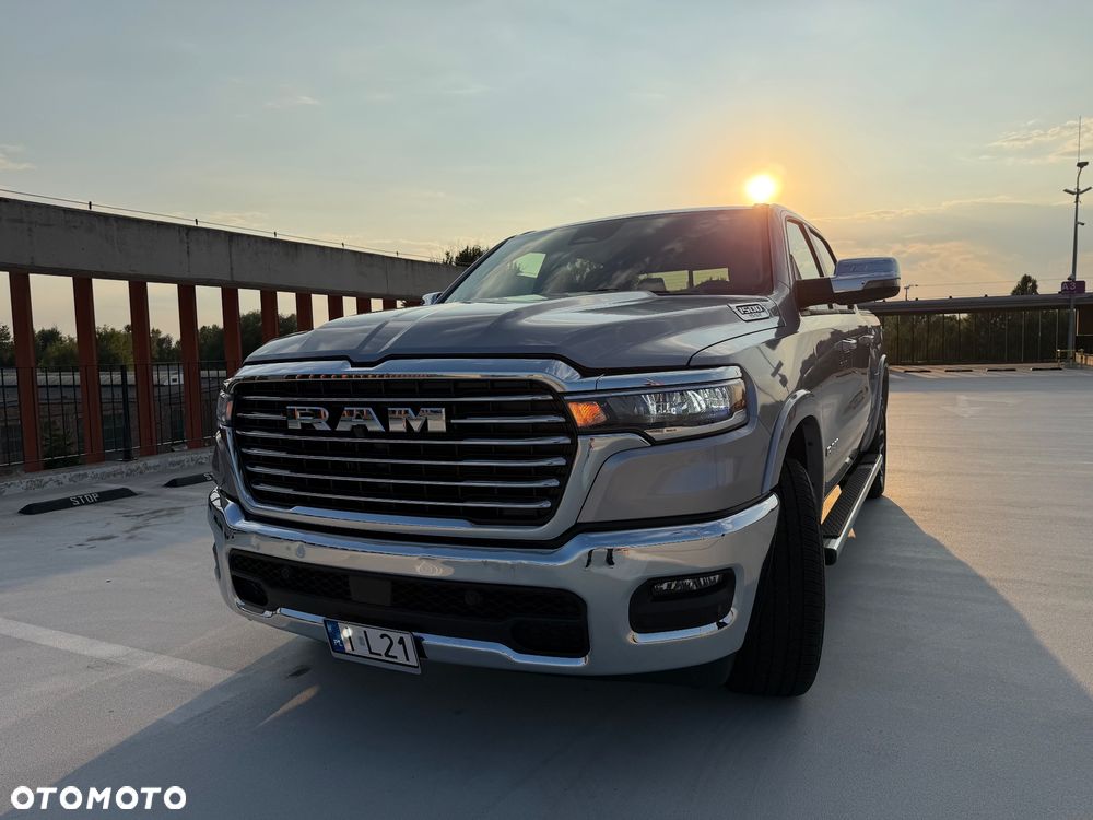 Dodge RAM - 1