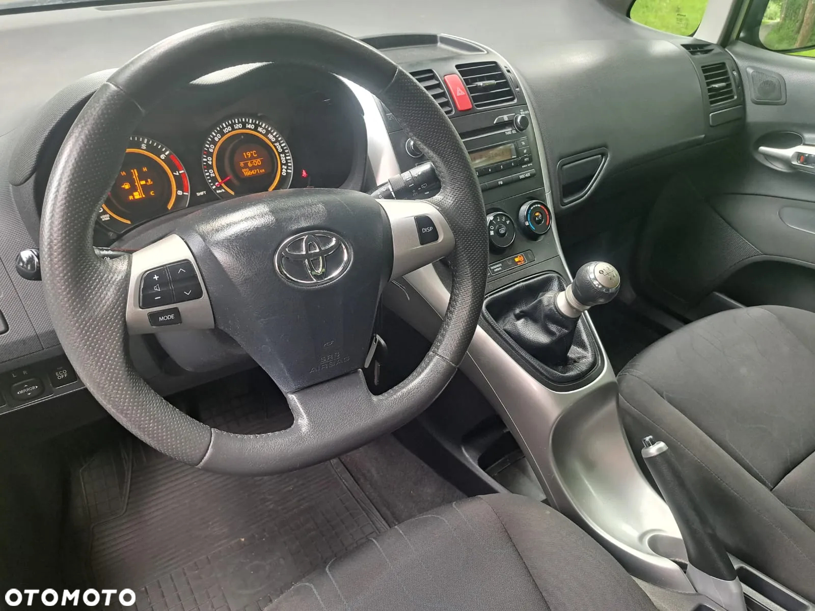 Toyota Auris 1.4 VVT-i Sol - 9