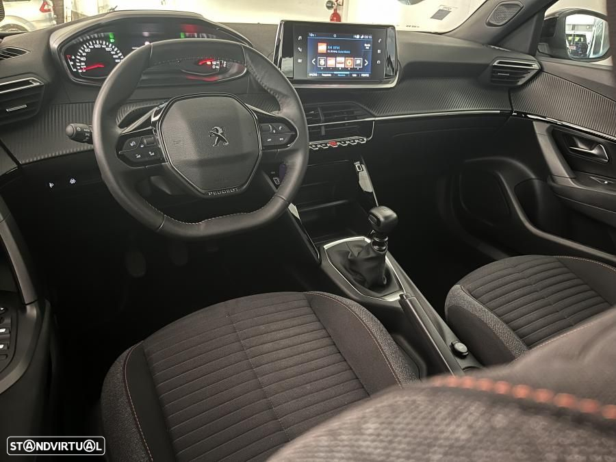 Peugeot 2008 1.2 PureTech Active Pack - 26