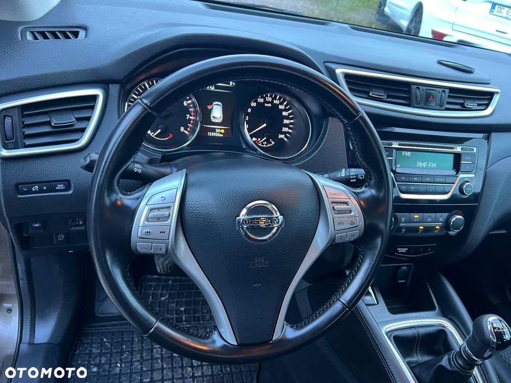 Nissan Qashqai 1.2 DIG-T Tekna - 25