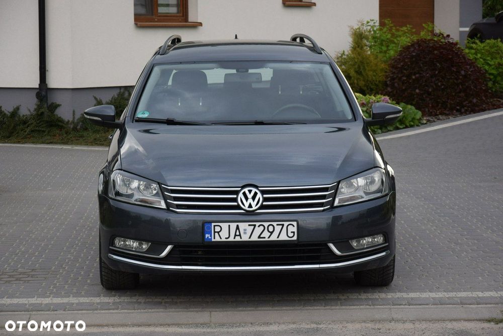 Volkswagen Passat - 2