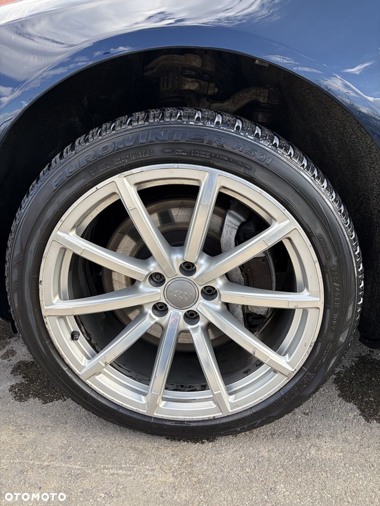 Audi A8 - 5