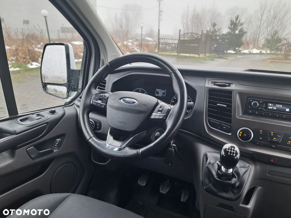 Ford Transit Custom 310 L2H1 Ambiente - 17