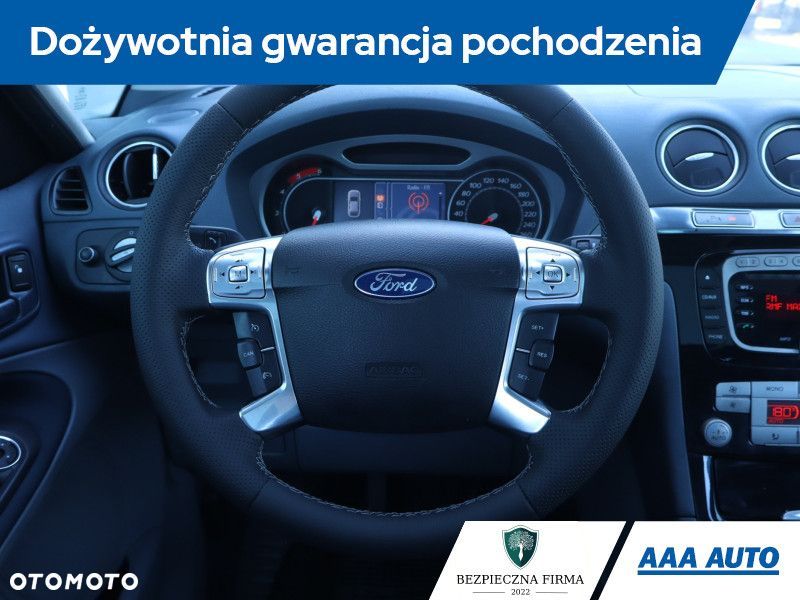 Ford S-Max - 21