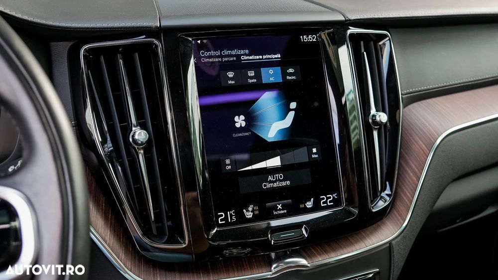 Volvo XC 60 Recharge T6 Twin Engine eAWD Inscription Expression - 17
