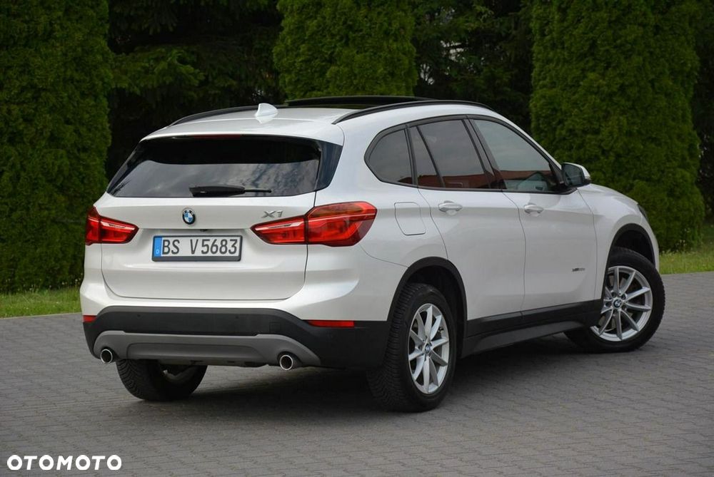 BMW X1 xDrive20d Advantage - 12