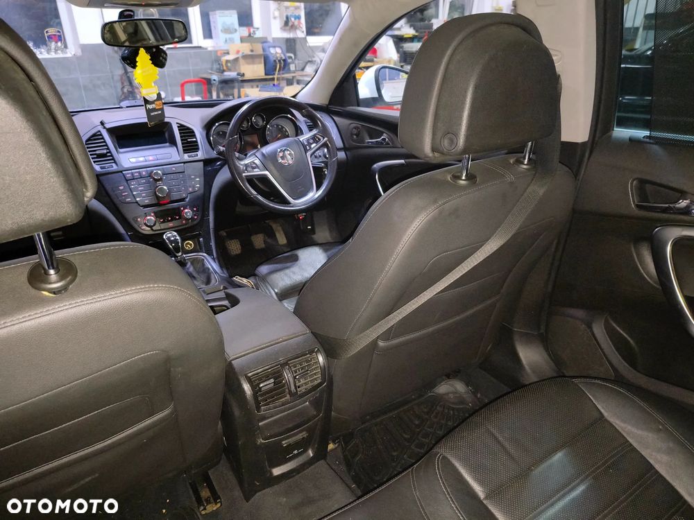 Opel Insignia 2.0 CDTI 4x4 Innovation - 19
