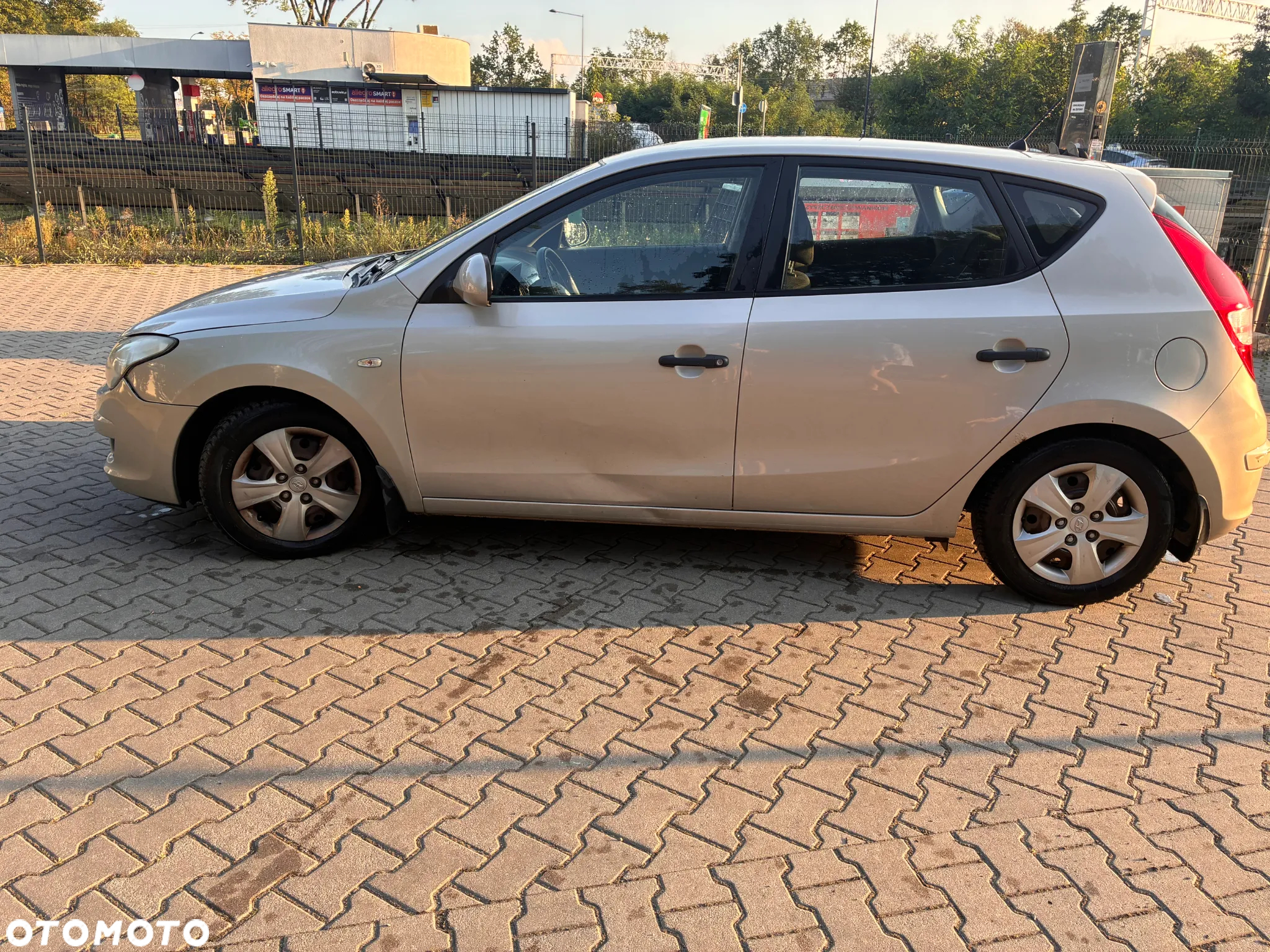 Hyundai i30 1.4 Base - 11