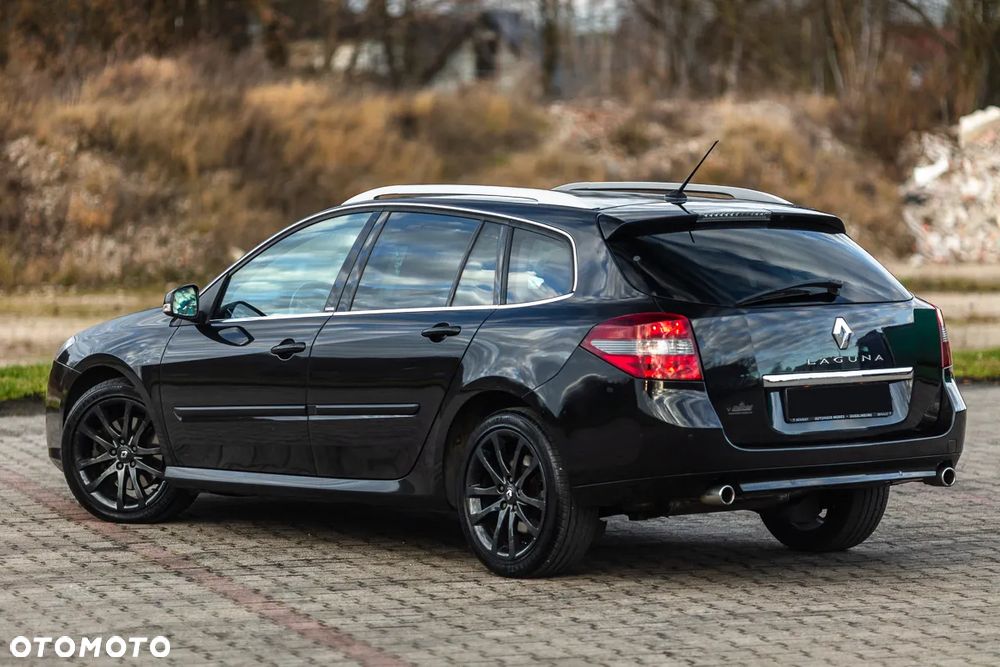 Renault Laguna dCi 175 FAP Initiale - 13
