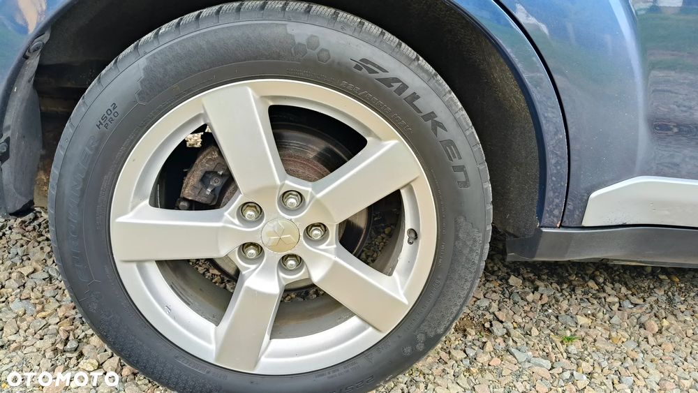 Mitsubishi Outlander 2.0 DI-D 4WD Instyle - 10