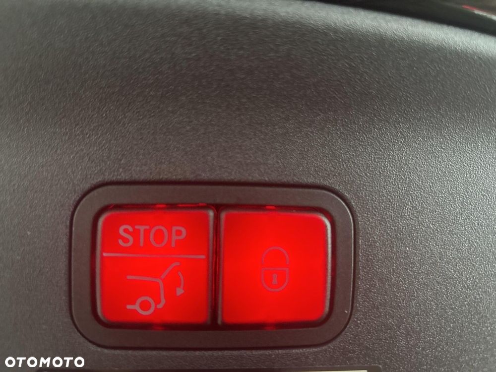 Mercedes-Benz AMG GT - 27