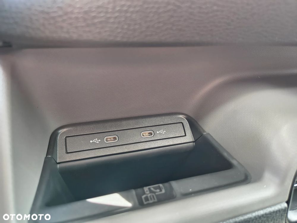 Volkswagen ID. Buzz Cargo ID Buzz Cargo 79kwh 340KM - 17