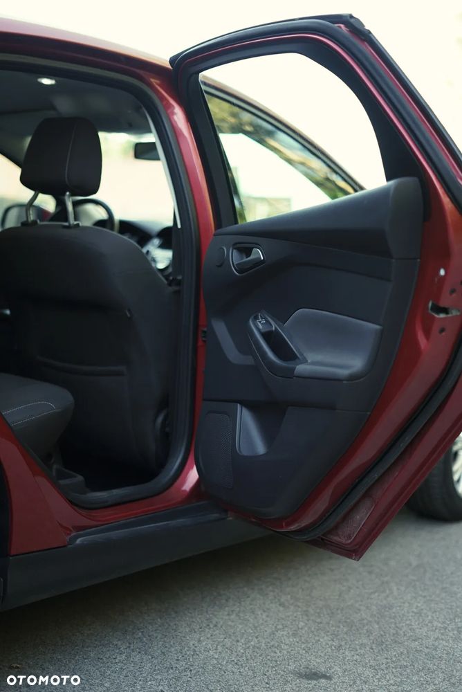 Ford Focus 1.6 EcoBoost Start-Stopp-System Titanium - 16