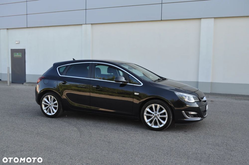 Opel Astra 1.4 Turbo Exklusiv - 5
