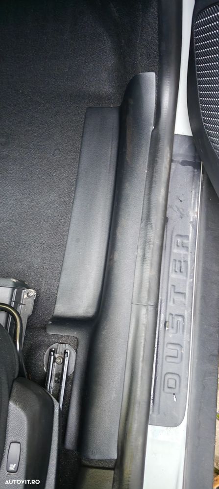 Dacia Duster dCi 110 FAP 4x4 Prestige - 10