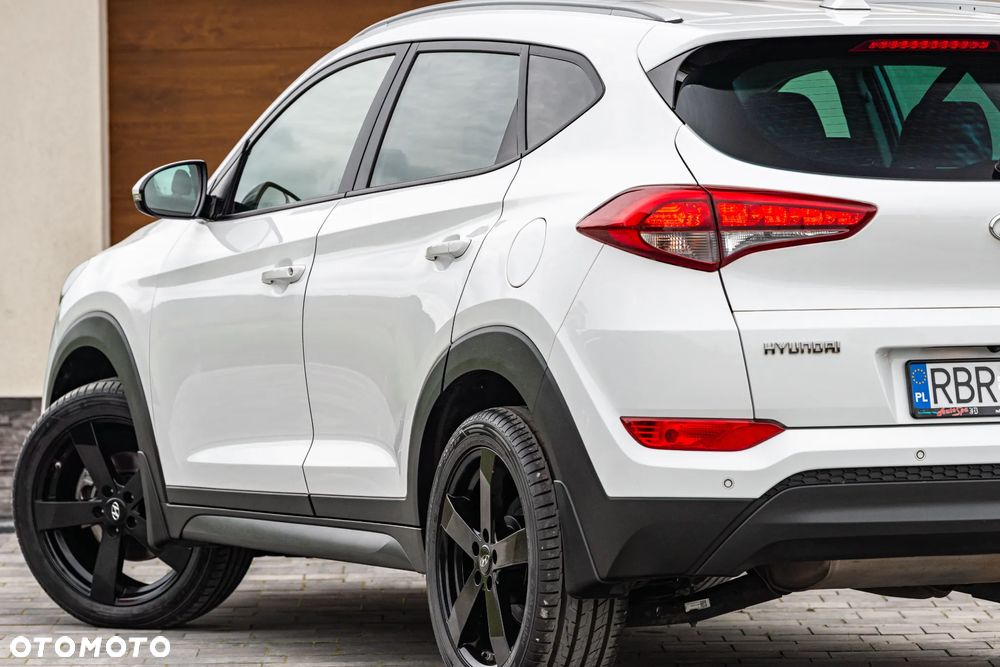 Hyundai Tucson blue 1.7 CRDi 2WD DCT Premium - 16