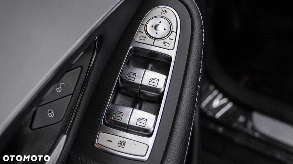 Mercedes-Benz GLC 200 4Matic 9G-TRONIC - 31