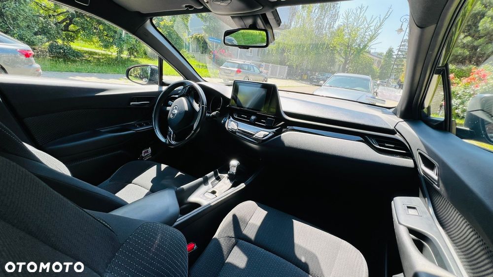 Toyota C-HR 1.8 Hybrid Dynamic - 10