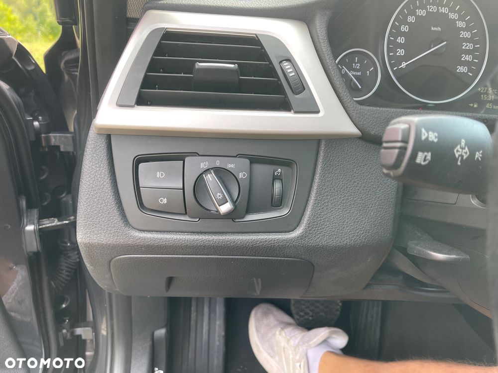 BMW Seria 3 - 22