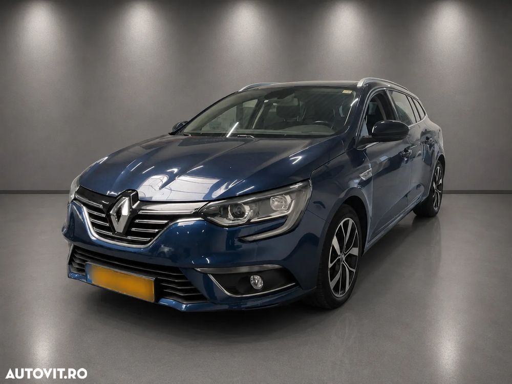 Renault Megane ENERGY TCe 140 EDC BOSE EDITION - 1