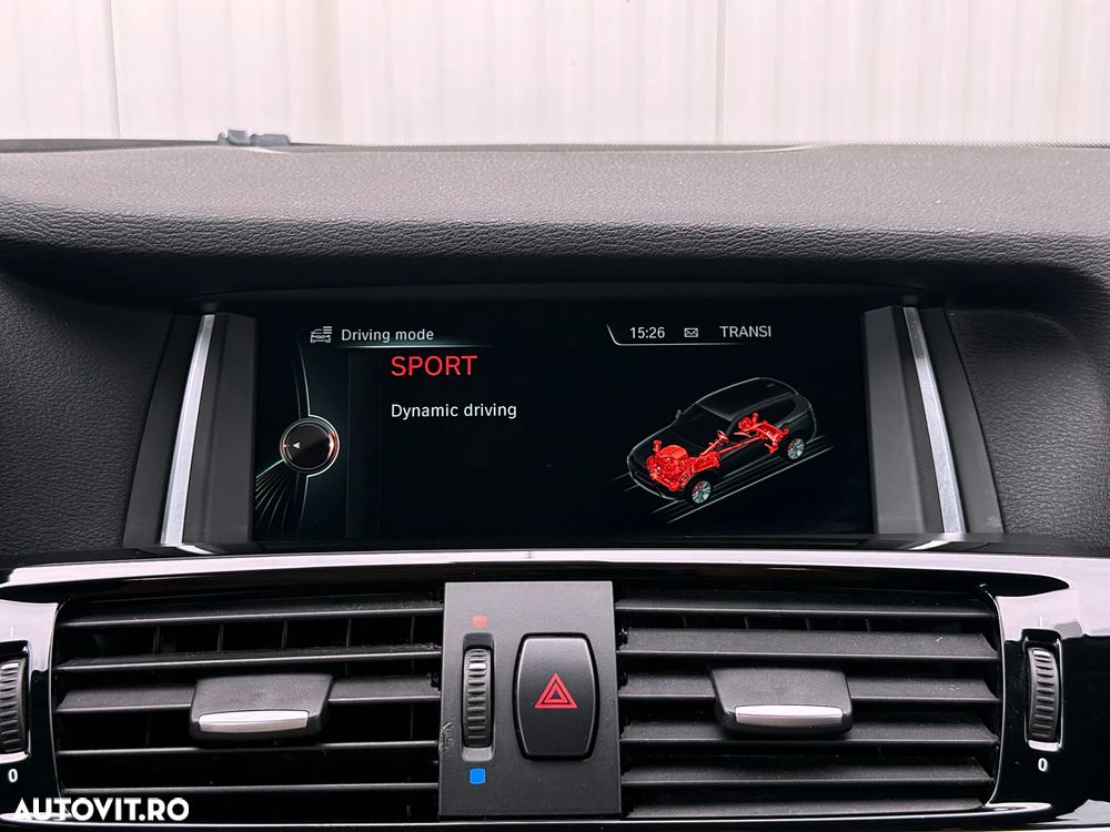 BMW X3 xDrive20d AT xLine - 32