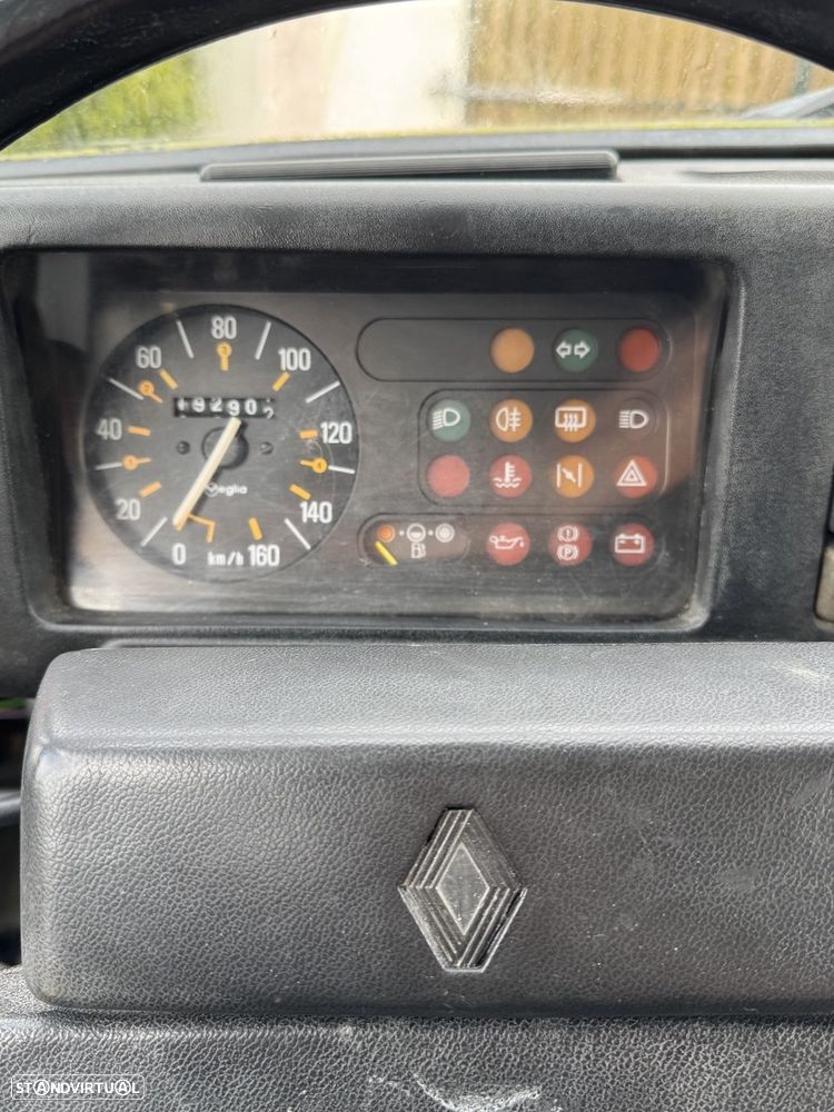 Renault 4 1.0 TL Savanne - 6