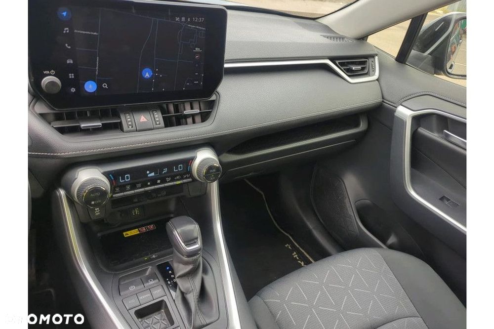 Toyota RAV4 - 7