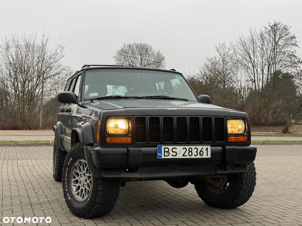 Jeep Cherokee - 7