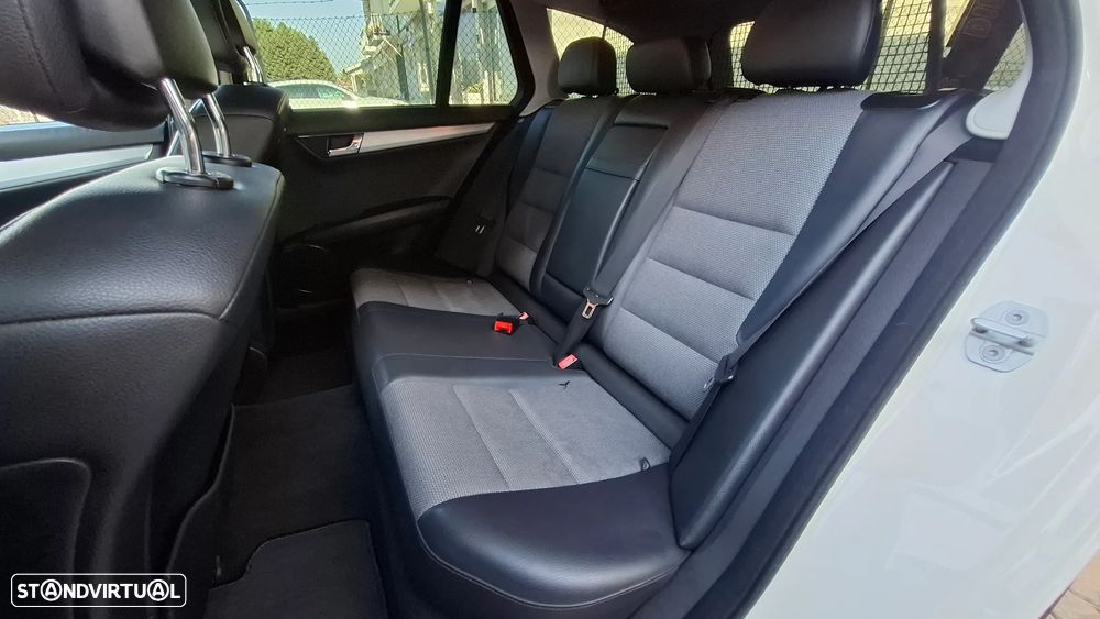 Mercedes-Benz C 220 Station CDI Avantgarde Edition - 28
