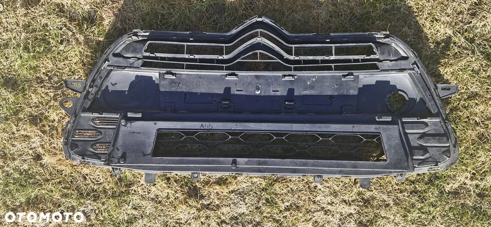 Grill przedni (atrapa zderzaka) do Citroën DS3 - 2