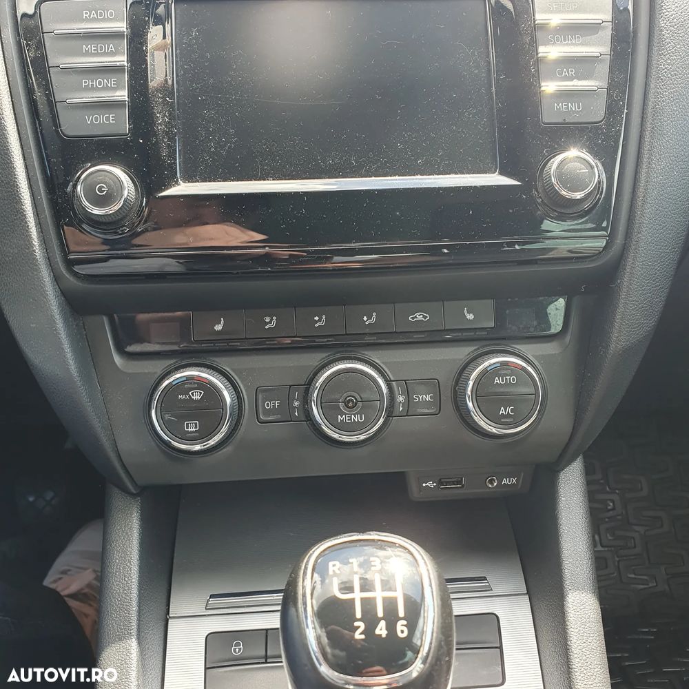 Skoda Octavia 2.0 TDI Style - 1