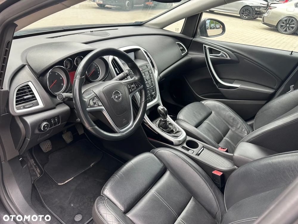 Opel Astra - 11
